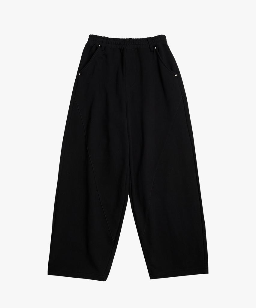 Liomeu Curved Balloon Sweatpants_Black : Radiant164
