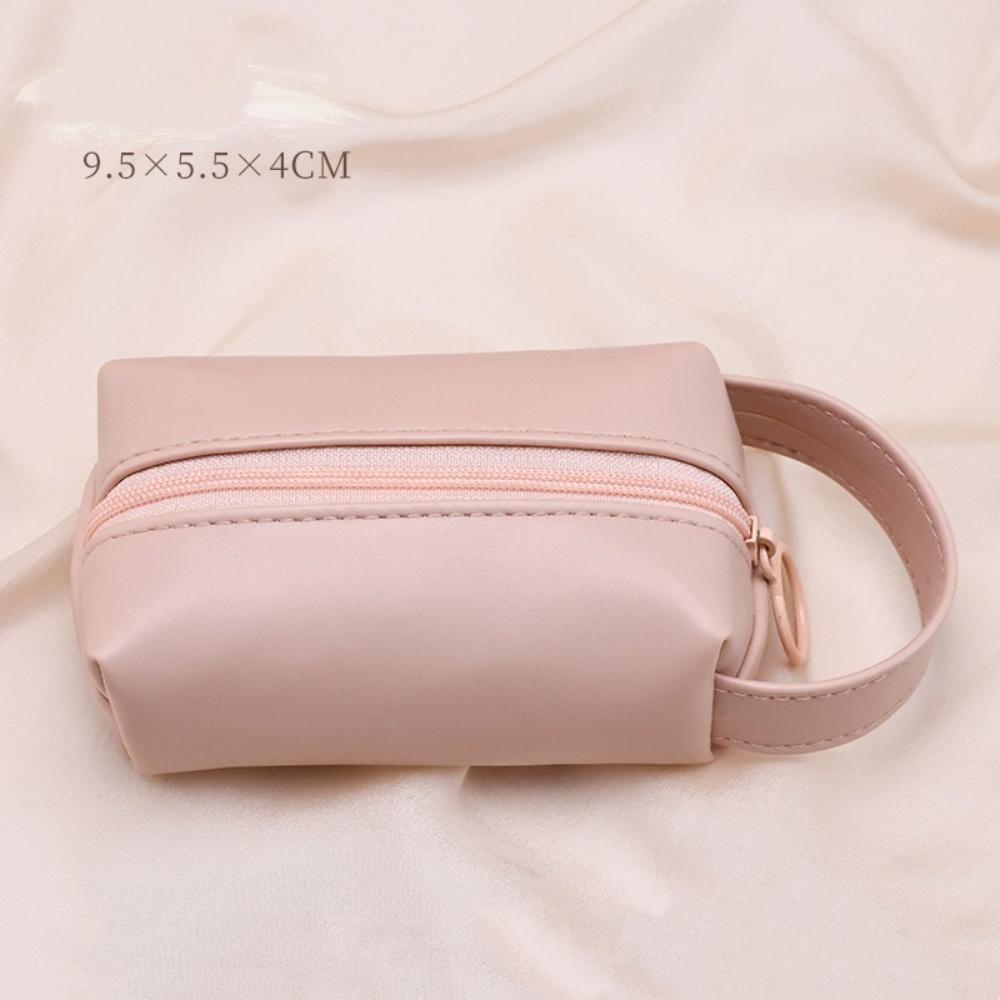 Travel Portable Cosmetic Bag Storage Bag PU Leather Material Toiletry Bag Waterproof Large Capacity Cosmetic Bag with Divider