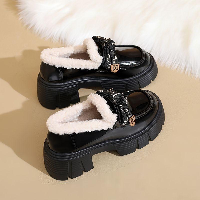 Fleece loafers women's shoes new autumn and winter warm British style small leather shoes increase height and pedal fluffy cotton shoes