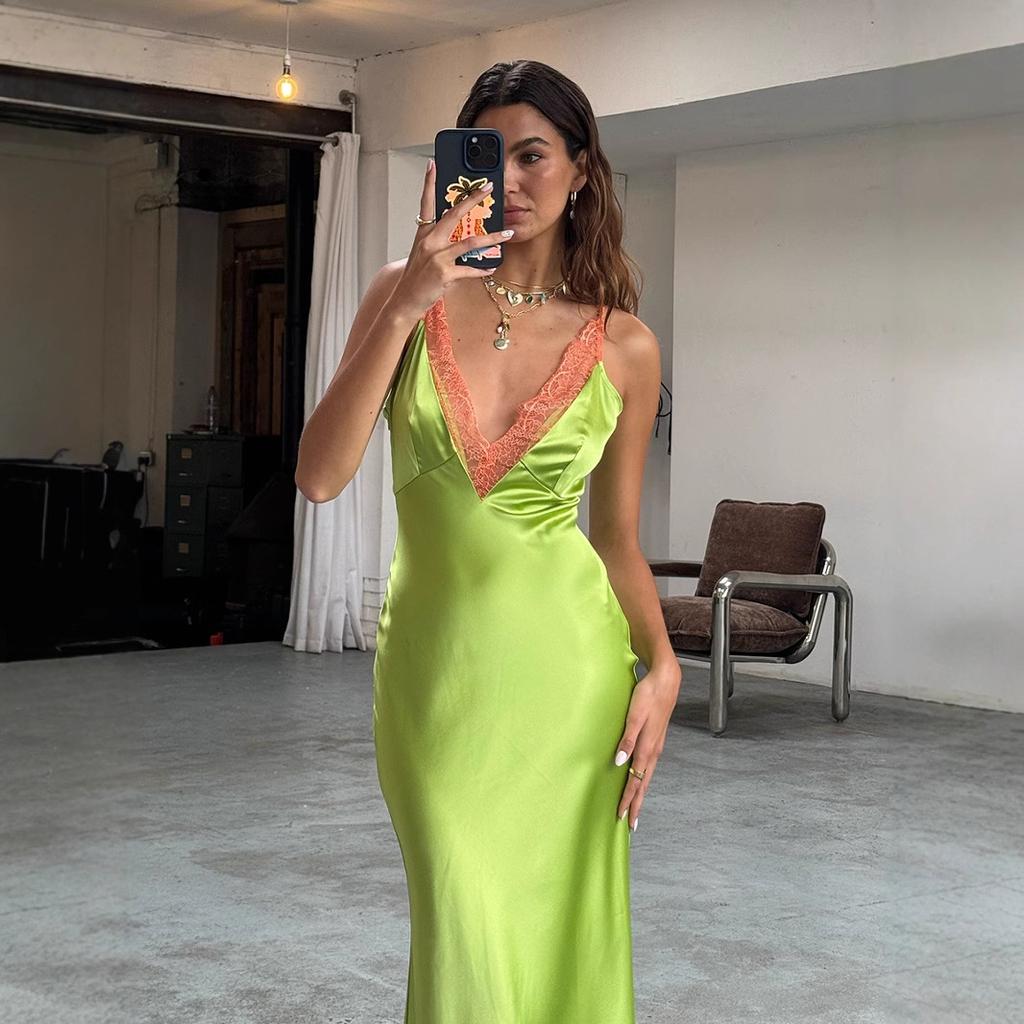 Koronkowa sukienka na ramiączkach Europejska i amerykańska letnia nowa koronkowa seksowna sukienka na ramiączkach z dekoltem V