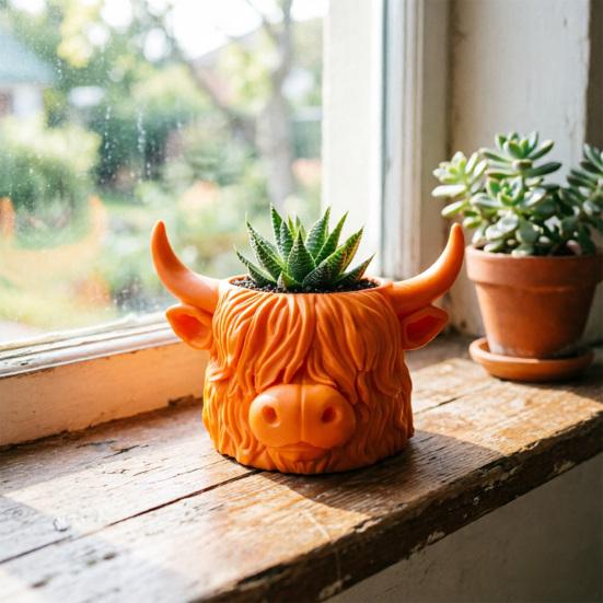 Highland Cow Planter 3D Printed Cute Animal Flower Pot Mini Cow Plant Container for Indoor Outdoor Desk Patio Garden Decor