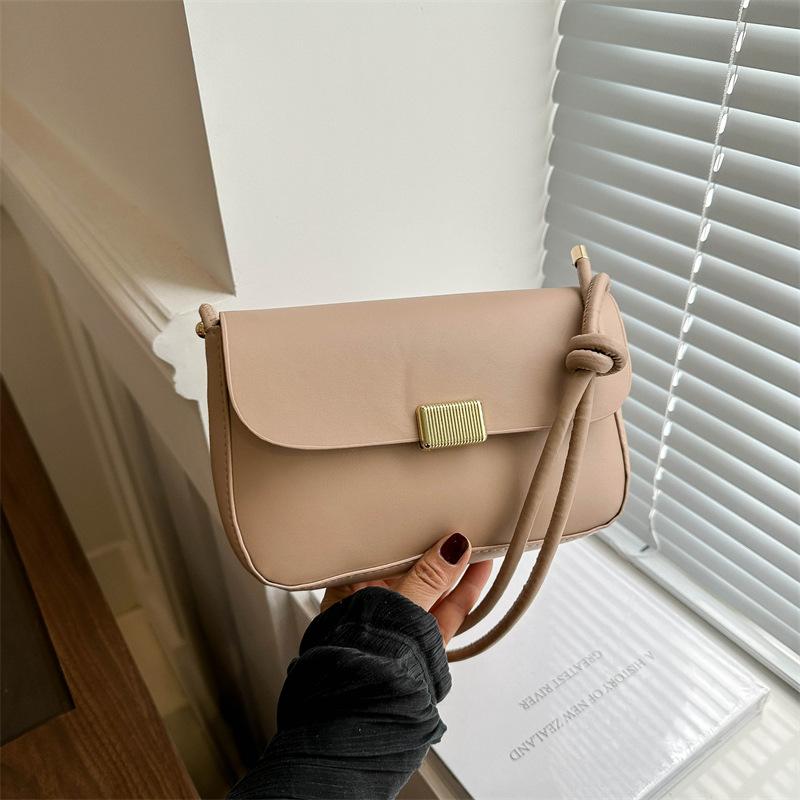 New Fashionable and Fashionable Locks Fresh Solid Color Trendy Texture One-shoulder Armpit Small Square Women's Bag