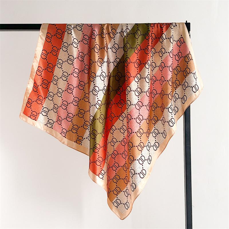 90 * 90 cm Nytt silkeskjerf Dame Vår- og sommerdekorativt skjerf Solkrem reisesjal Høst- og vinterskjerf tynn utgave
