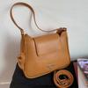 French niche single shoulder underarm bag women's 2025 new fashion versatile commuter bag high-end retro messenger bag
