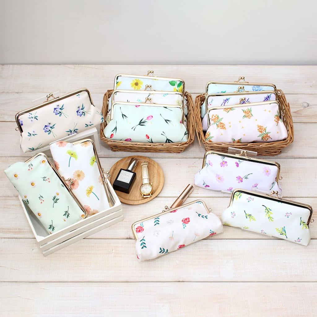Labo Clip purse pouch with a flower calendar and hydrangea design, A24-HKGP-06AJ