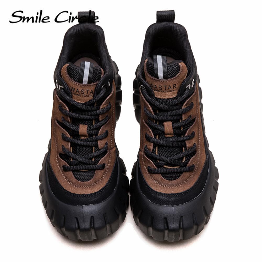 Damen Sneakers aus echtem Leder mit runder Spitze und dicker Unterseite, bequeme modische Freizeitschuhe