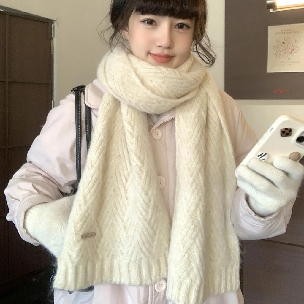 Alpaca Wool Korean Atmosphere Knitted Scarf Women'S Winter  Student Solid Color Versatile Warm Men Hairy Elegant And Generous