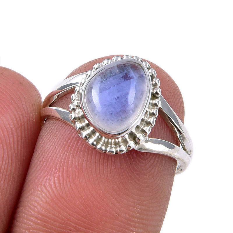 

Natural Rainbow Moonstone Gemstone 925 Solid Sterling Silver Ring Size 5.5 t5b48
