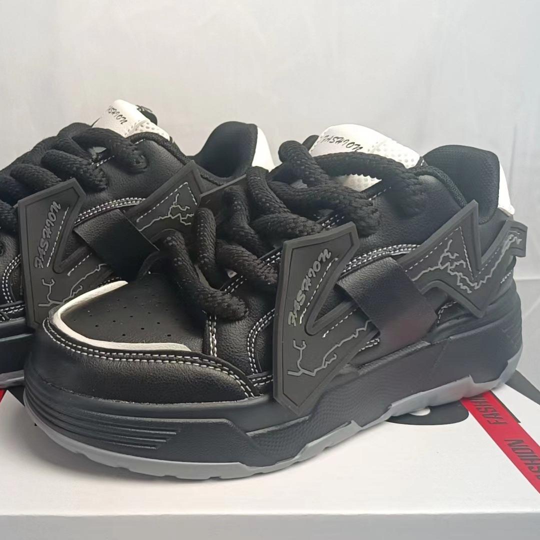 

Модная мужская обувь, повседневная обувь, обувь для папы 40 чёрный