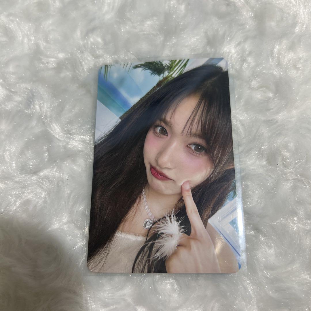 

[USED] Ive alive first limited edition B iso official trading card