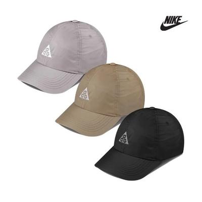 Berretti e cappelli – Berretti e cappelli con visiera