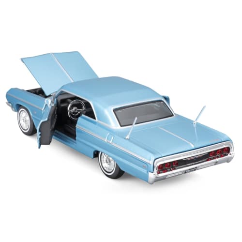 Maisto 1/24 scale diecast model of the 1964 Chevrolet Impala in Blue (32908)