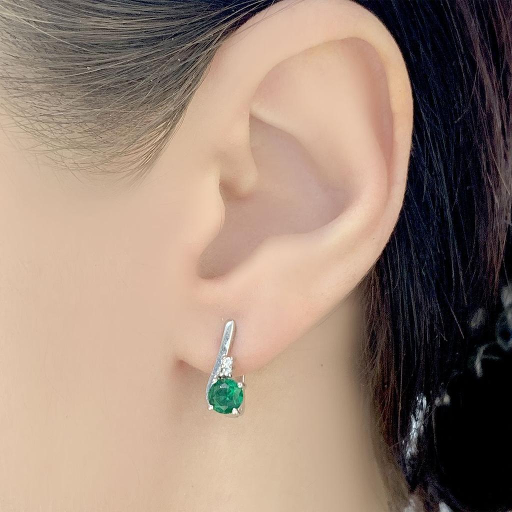 Silver Earrings with Emerald Nano 0.847ct (2000891)