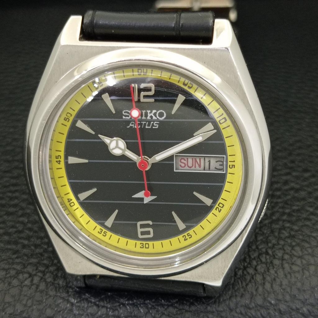 JAPAN VINTAGE SEIKO ACTUS AUTOMATIC 7009A MENS BLACK COLOR DIAL WATCH A702346-5 R124-a702346