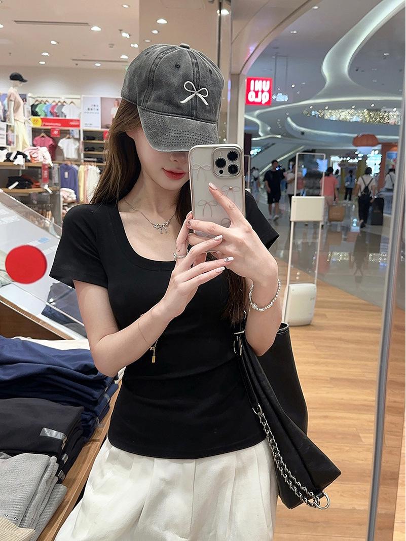 

Women s Versatile Slim-Fit U-Neck Short-Sleeve T-Shirt - 2025 Summer Collection L чорний