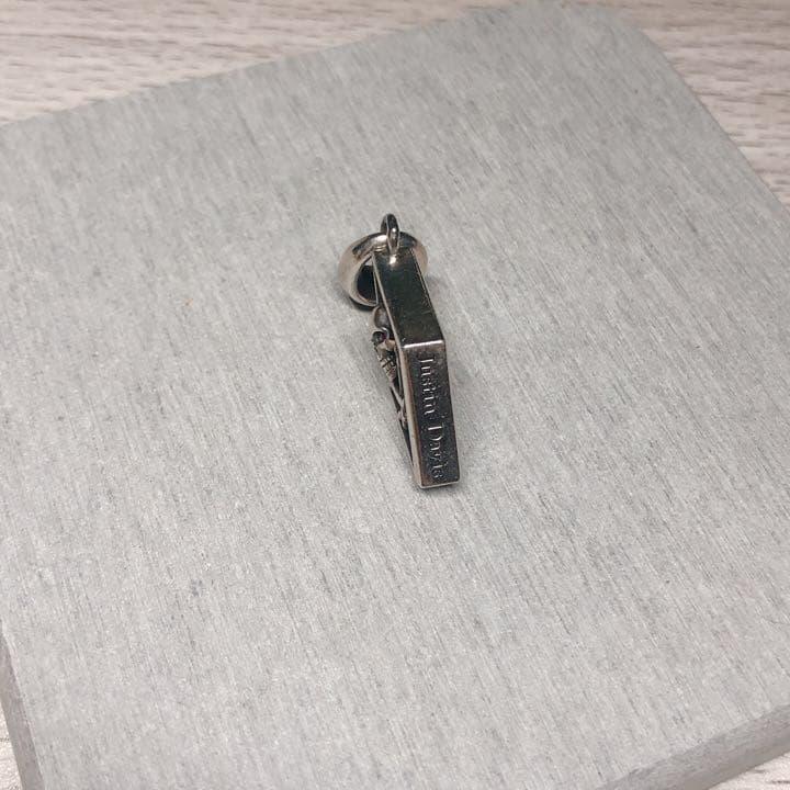 Used Justin Davis pendant top