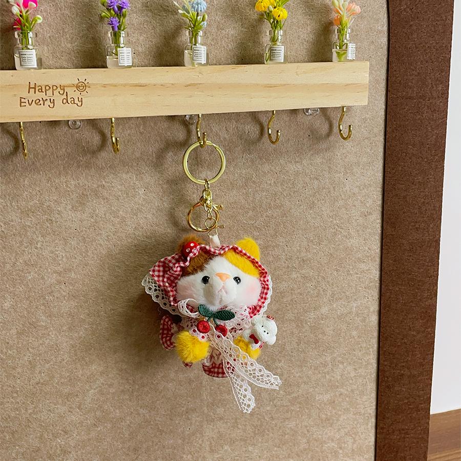 Creative cartoon dress-up teddy bear plush pendants, kitten keychains, soft stuffed dolls, cute teddy bear couple figurines