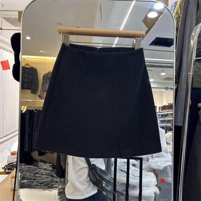 

Korean Gray Wool A-line High-Waisted Skirt for Women: Slimming, Elegant, Versatile, Anti-Exposure, Short Skirt for Autumn/Winter L