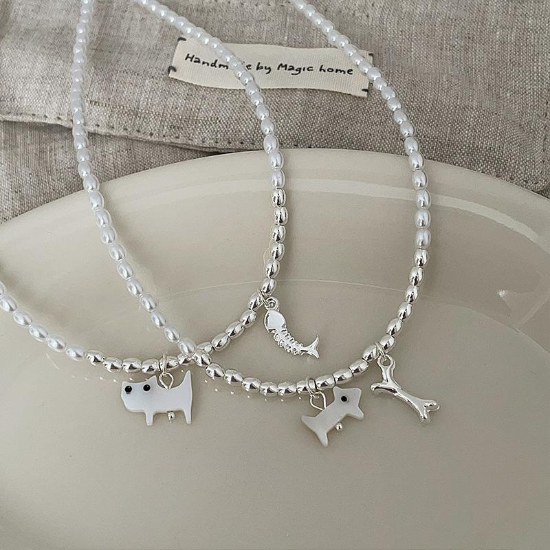 Niche Design Sense Cat Eats Fish Pendant Pearl Necklace Female Simple Personality Versatile Temperament Fashion Neck Chain Collarbone Chain