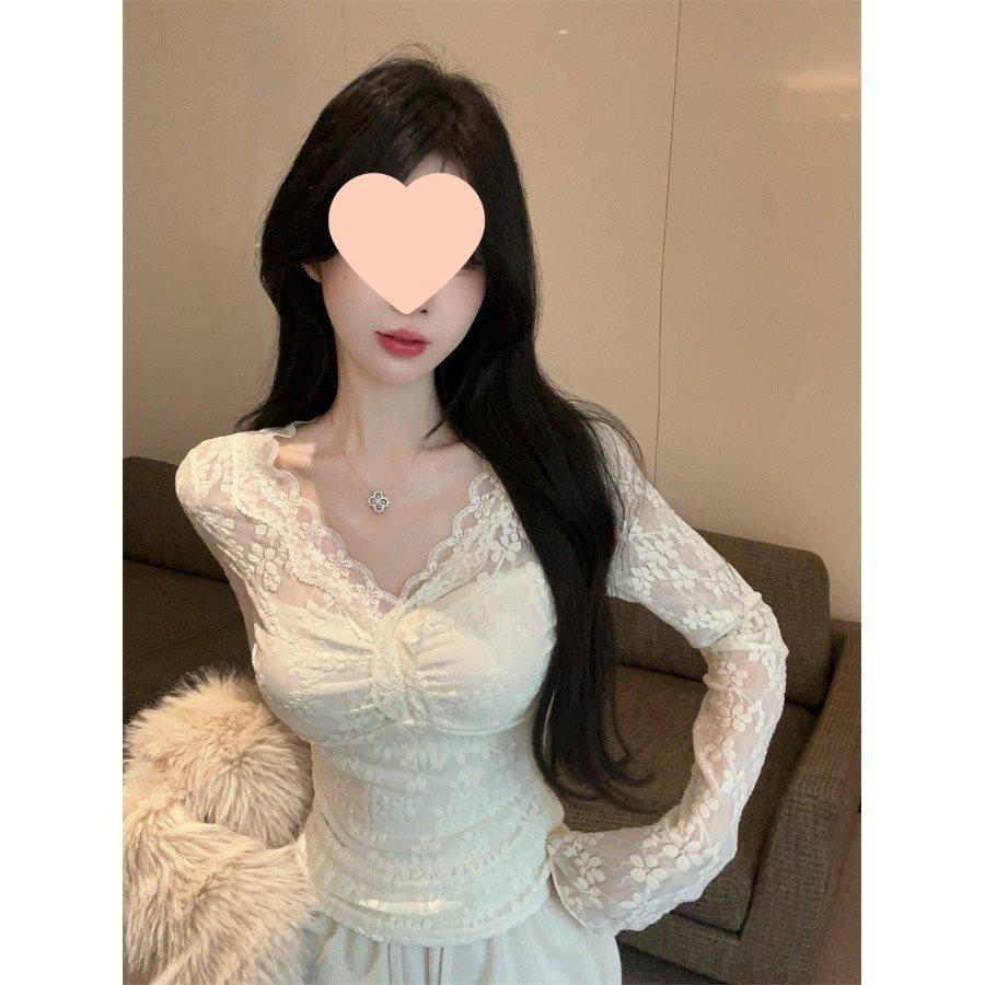 V-Neck Lace Hollow-Out Women's Spring/Autumn Top: Chic & Versatile Base Layer 