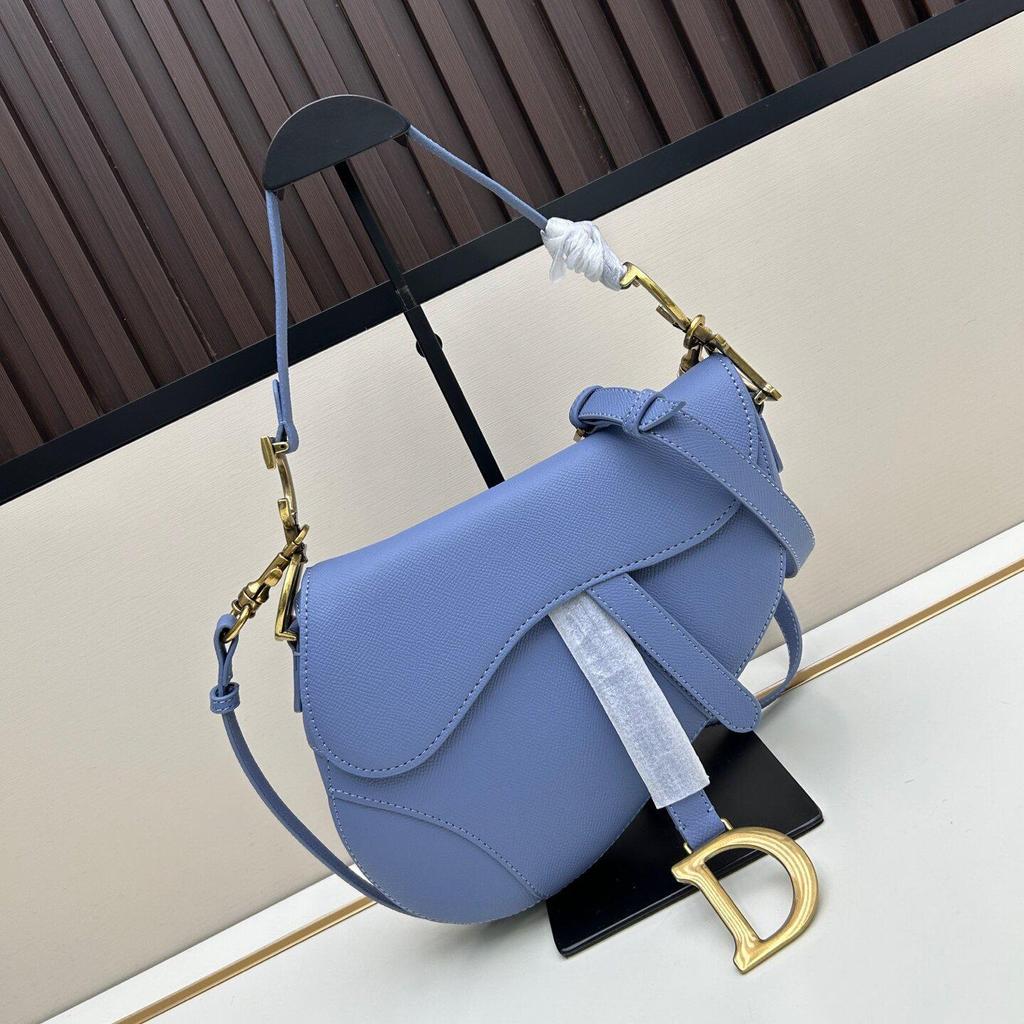 2026 Women's Trendy Palm Grain Shoulder & Crossbody Saddle Bag