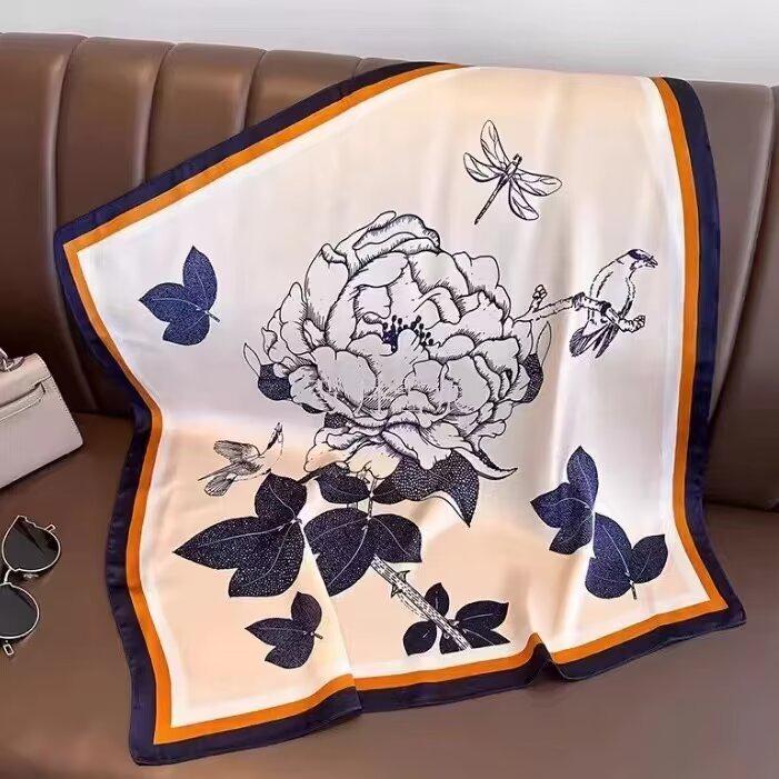 70cm Retro Printed Korean-Style High-End Imitation Silk Scarf for Women - Versatile Fashion Square Accessory