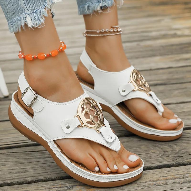 Fashion Metal Decoration Women's Wedge Sandals Summer 2025 Fashion Clip Toe Platform Sandals Woman Comfy Thick Sole Non Slip Beach Shoes