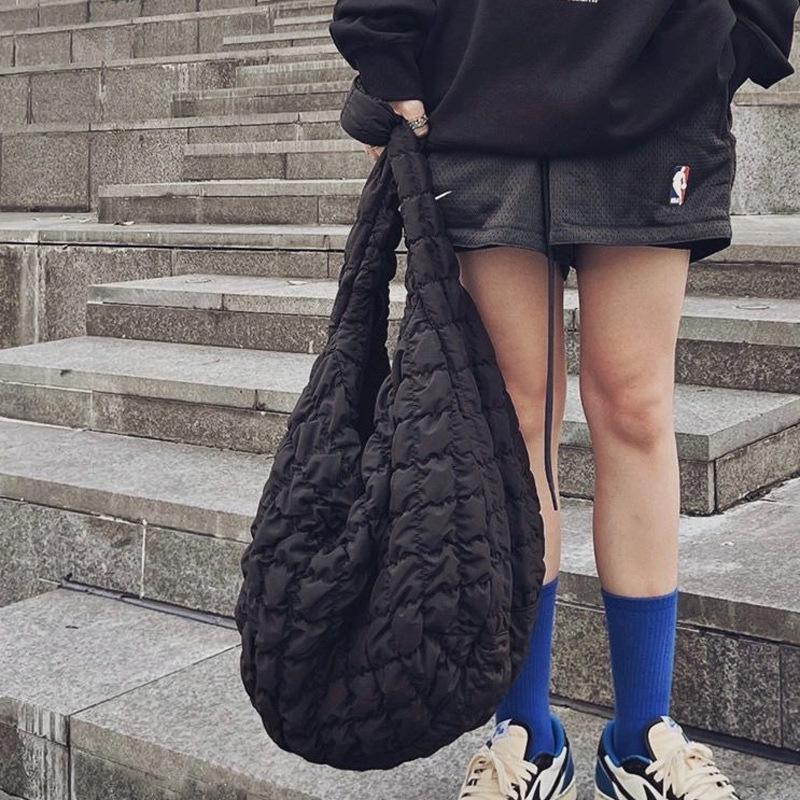 Květinová plisovaná kostkovaná vyšívaná taška na knedlíky - Velkokapacitní retro crossbody a ramenní taška