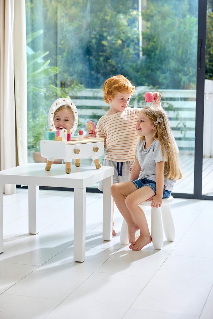 Hape Pretend Play Cosmetics Dresser E3219 (Hape) &
