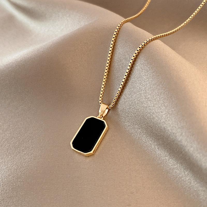 New Minimalist Rectangular Pendant Necklaces For Women Men Korean Black Epoxy Long Gold Color Metal Birthday Daily Gifts Zircon