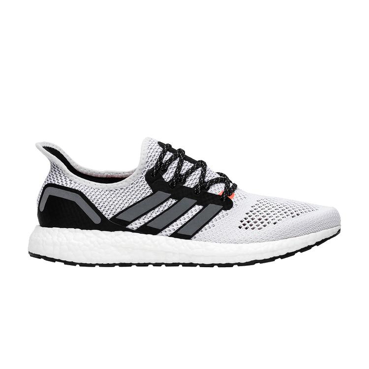 

adidas AM4TKY Tokyo Unisex Sneakers White Footwear-White Core-Black EF1561