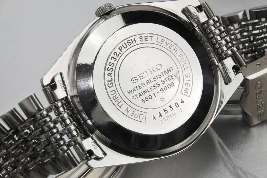 manufactured in SEIKO LORD MATIC automatic wristwatch with 23 original bracelet in excellent A top-of-the-line Japanese-made watch, 1974 men's