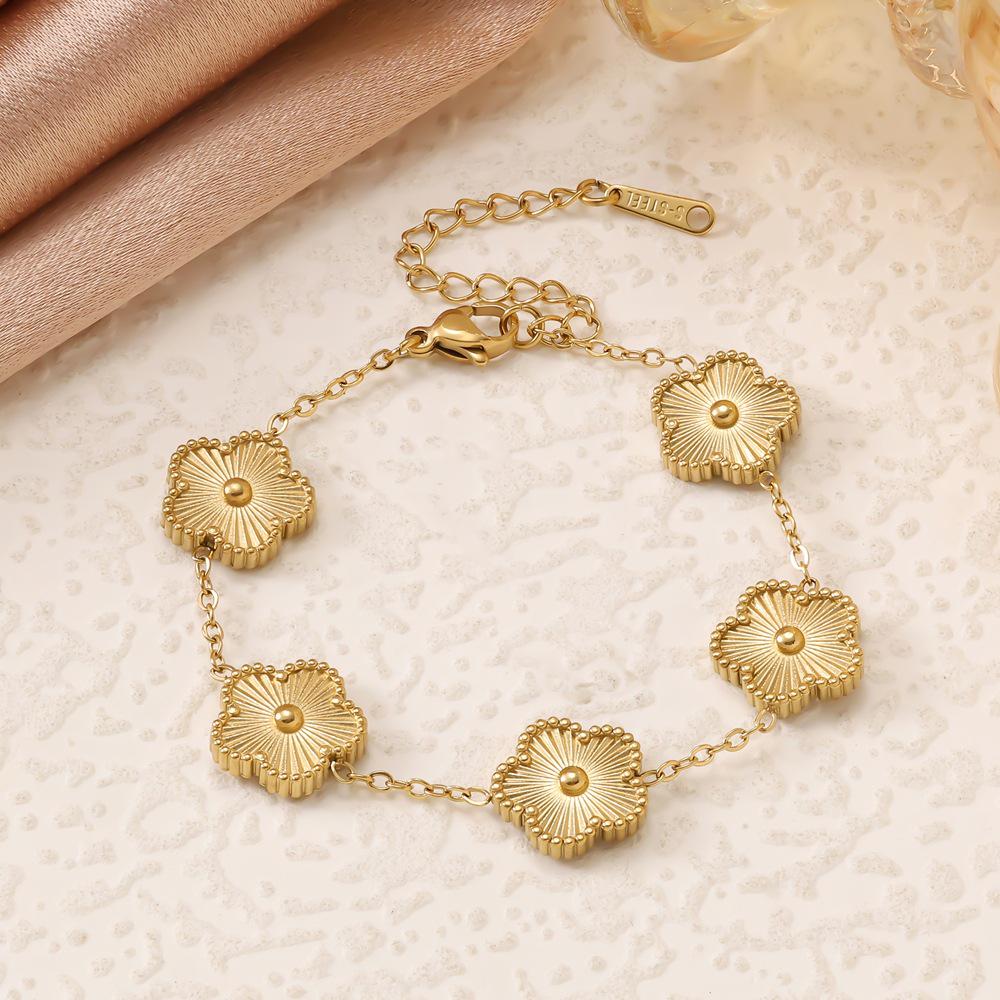 Stylish 18K Gold Stainless Steel Bangles - European & American Fashion, Fade-Resistant.