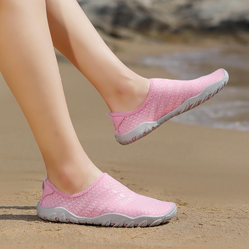 Slip-on Wading Sneakers Men Women Quick Drying Aqua Shoes Lightweight Breathable Water Sports Shoes for Surfing Fishing Kayaking