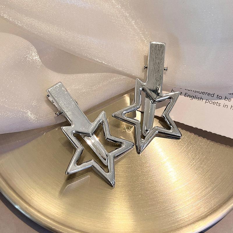 Y2K Silver Metal Hollow Star Hair Clips for Women Vintage Sweet Cool Pentagram Side Hair Grip Barrettes Hair Accessories