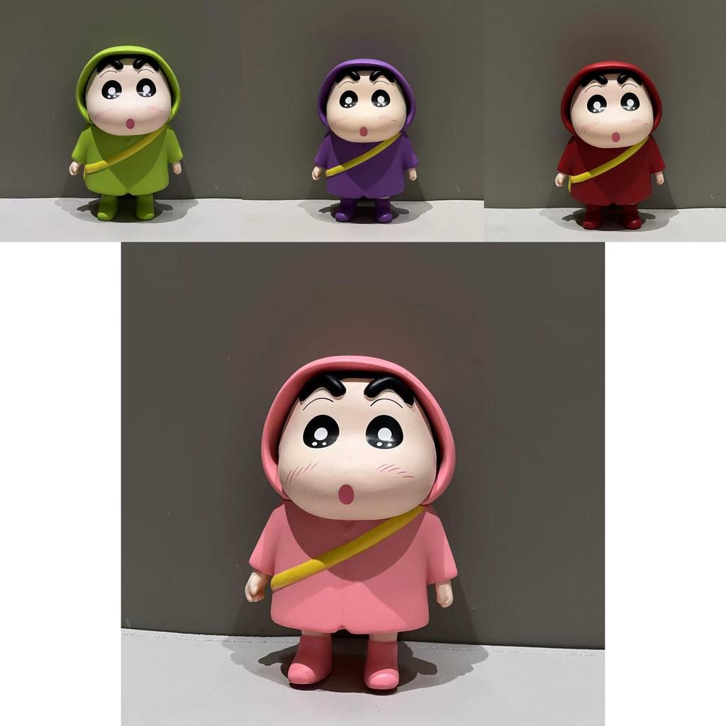Niedliche Shinnosuke-Figur im bunten Regenmantel aus PVC für Schreibtisch, Auto und Zuhause