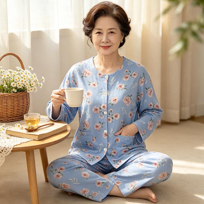 Retro elegant light green temperament middle-aged and elderly grandma round neck imitation cotton pajamas loungewear long sleeves trousers set