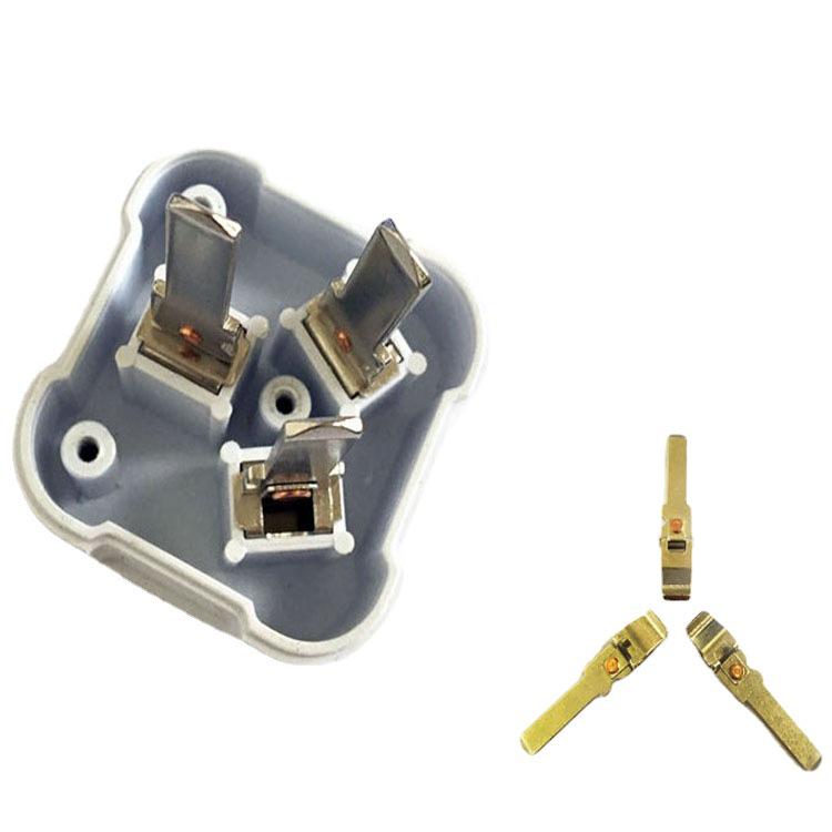 10A to 16A Copper Converter Plug with High-Power Hardware Spring Clip