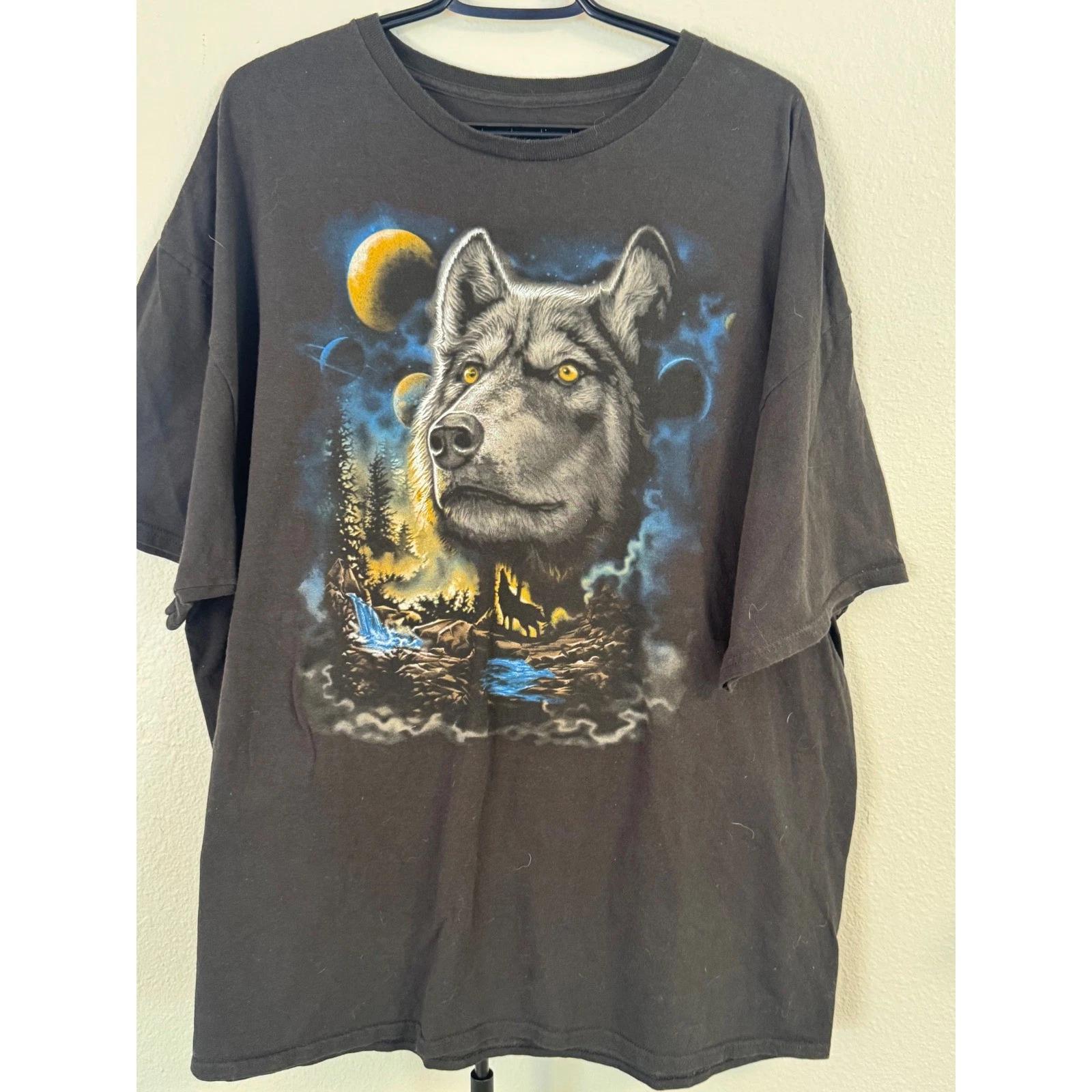 DOM Wolf Graphic T-Shirt Mens 3XL Black Nature Moon Galaxy Wilderness Tee 2XL