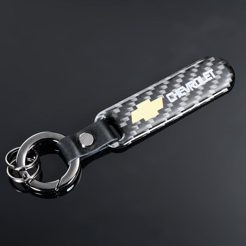 Carbon Fiber Car Keychain Ornaments Key Ring Accessories for Chevrolet Spark Captiva Cruze Malibu Sail Equinox Tracker AVEO Lova
