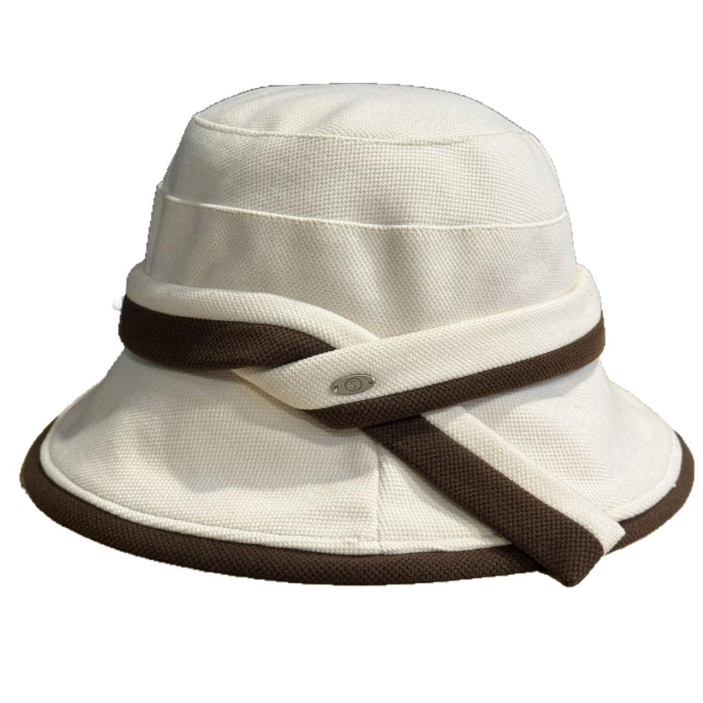 New Spring and Autumn Hats for Women with Color Matching Straps Simple Letters and Small Markings Fisherman Hats Versatile Showing A Small Face