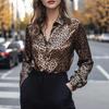Elegant Leopardmönstrad Blommig Långärmad Topp för Kvinnor