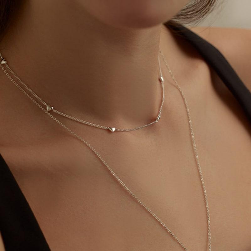Lewe [6mm+10mm Pearl Earrings Included] Repeat Heart Necklace
