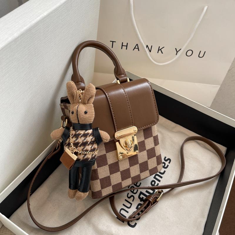 This Year's Popular Bags Women's Summer 2025 New Trendy Fashion Versatile Niche High-end Single Shoulder Messenger Bag Handbag