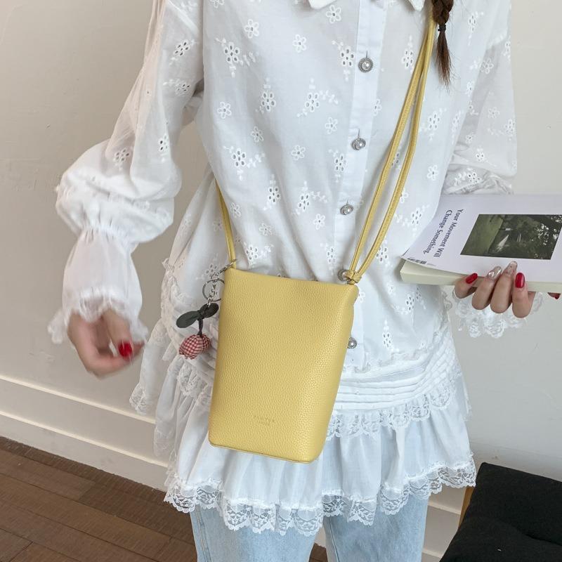Popular small bag women's summer new simple and versatile messenger bag bucket mobile phone bag