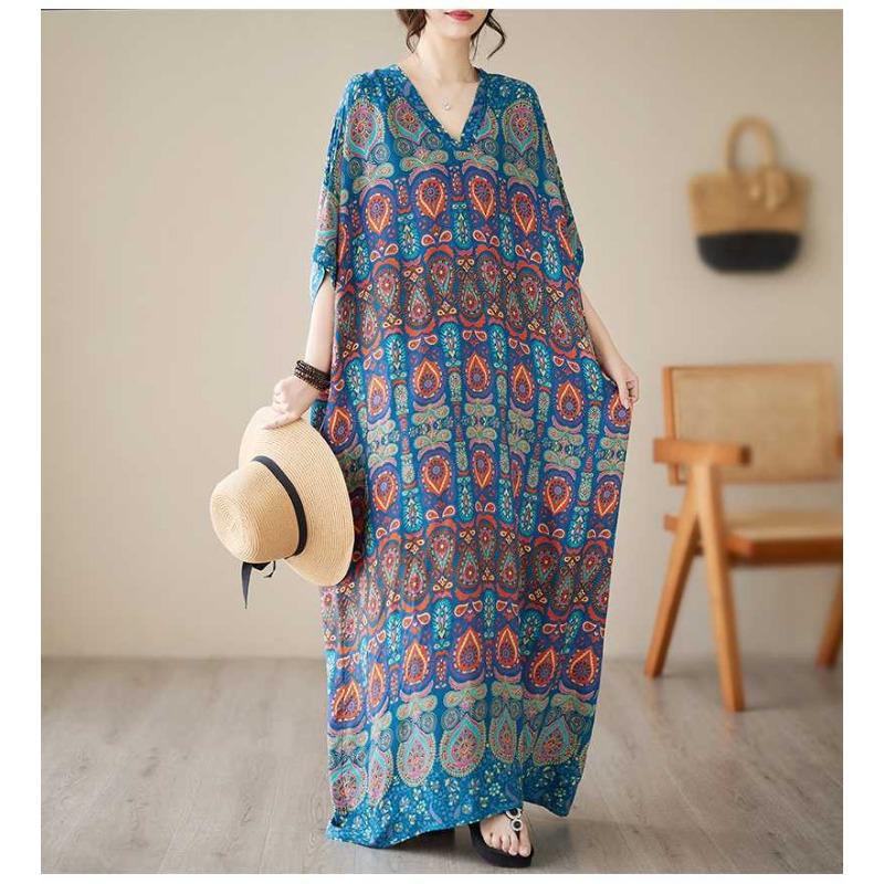 Summer V-neck Large Size Loose Literary Vacation Style Beach Dresses