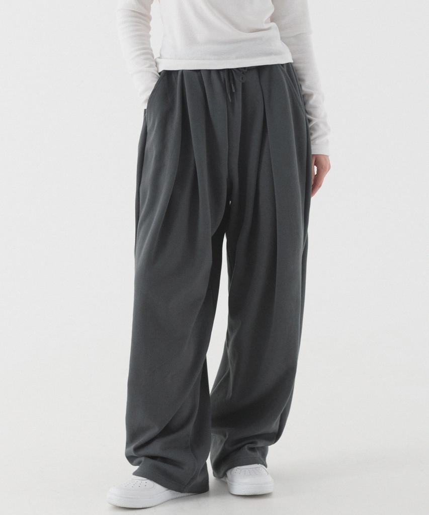 PIANER Pleated Deep Wide Sweatpants (Charcoal)