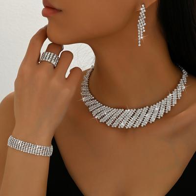 Damen Accessoires Dinner Bankett Accessoires Fünfteiliger Schmuck Hochzeit Damen Halskette Ohrringe Armband Ring