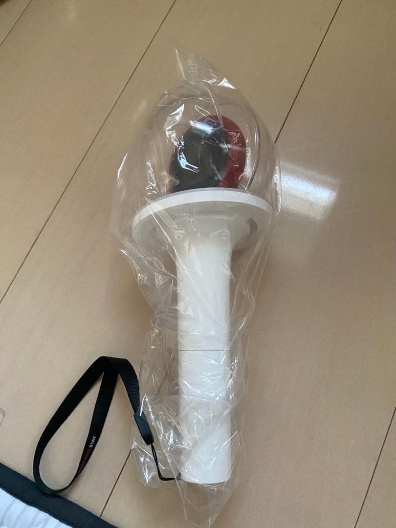 

[USED] STRAY KIDS penlight