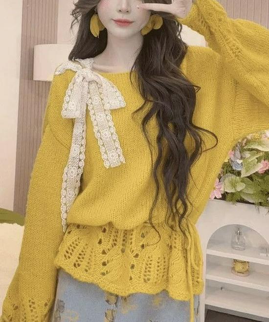 Lazy Style Knitted Lace-Up Bow Sweater - Women's Loose Fit for Autumn and Winter